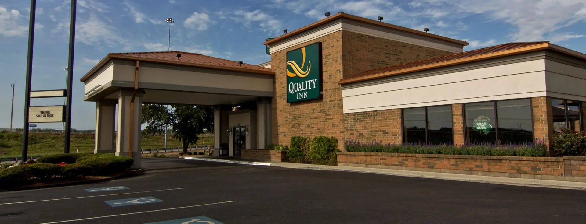 Quality Inn & Suites